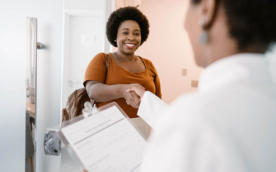 Rastreio de câncer em mulheres acima dos 40 anos: quais exames fazer e o que investigar